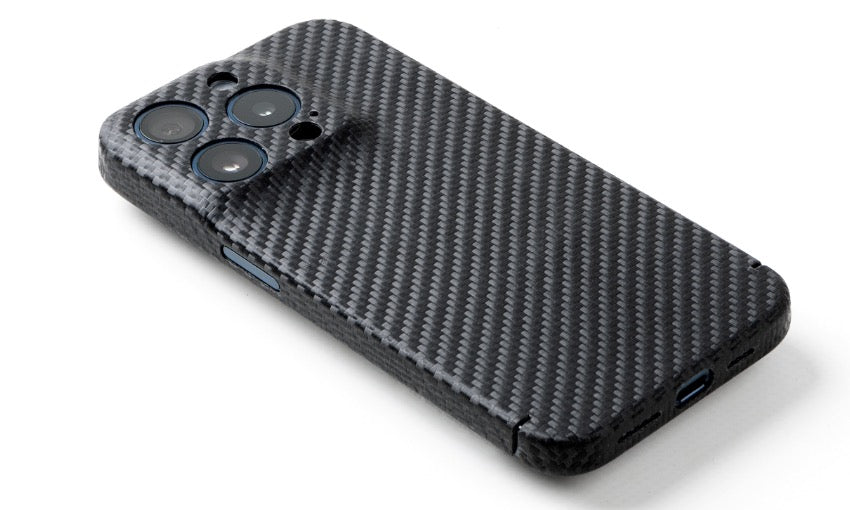 iPhone 15 Pro Carbon Case Kameraschutz