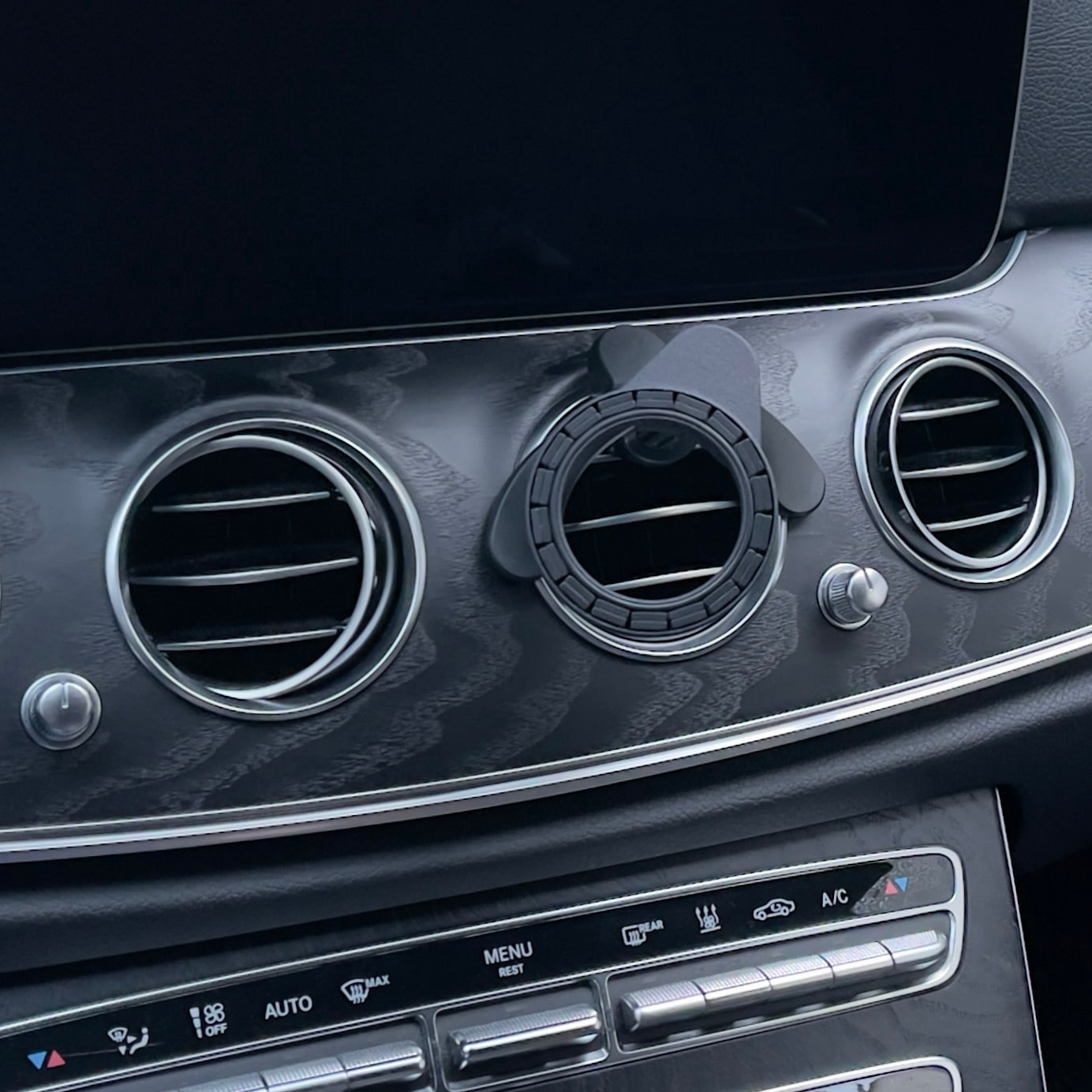 Magnethalterung Luftdüse Mercedes mit MagSafe Smartphone Filono – FILONO